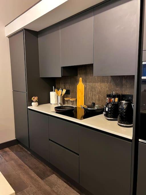Cityzenretreat - Mezzanine Apartment Sleeps 4 Sheffield City Centre Exterior photo