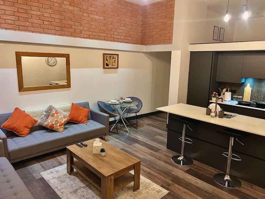 Cityzenretreat - Mezzanine Apartment Sleeps 4 Sheffield City Centre Exterior photo